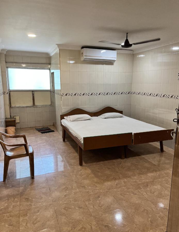 Hotel Thilak Thoothukudi Buitenkant foto